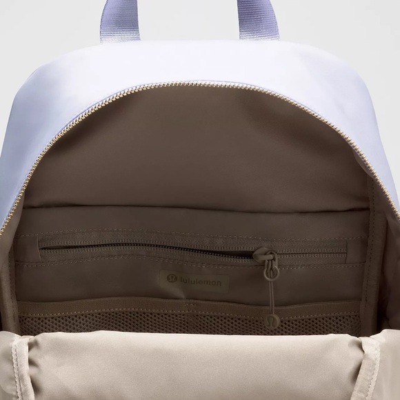 Lululemon Everywhere Backpack Small 11.5L Metal Hardware main image 6
